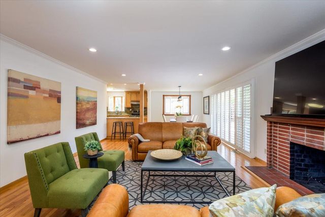 1027 EDMONDS Court, Sunnyvale, CA 94087