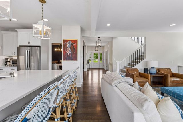5840 Zenith Avenue S, Edina, MN 55410