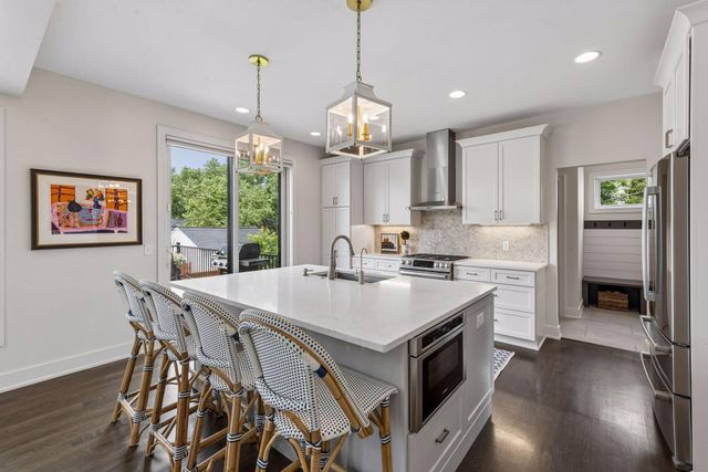 5840 Zenith Avenue S, Edina, MN 55410