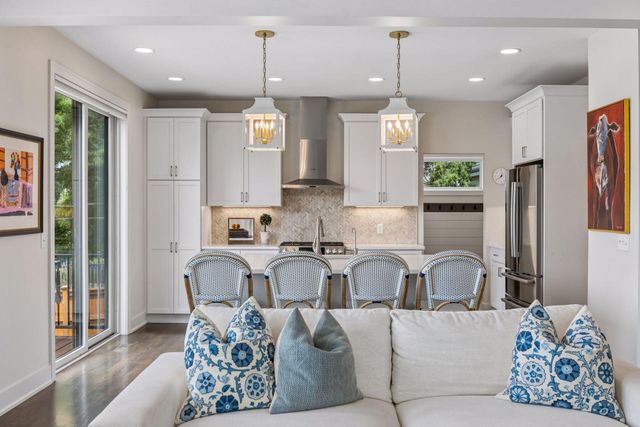 5840 Zenith Avenue S, Edina, MN 55410