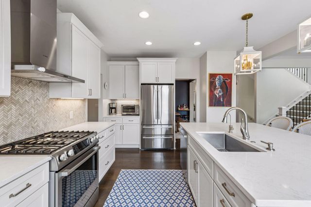 5840 Zenith Avenue S, Edina, MN 55410