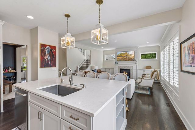 5840 Zenith Avenue S, Edina, MN 55410