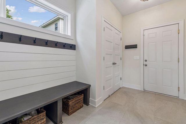 5840 Zenith Avenue S, Edina, MN 55410