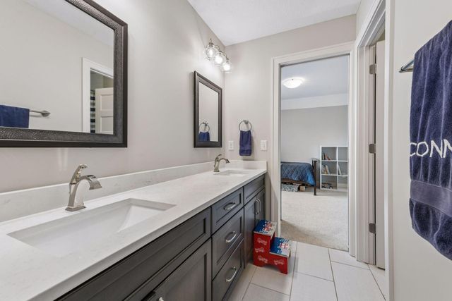 5840 Zenith Avenue S, Edina, MN 55410