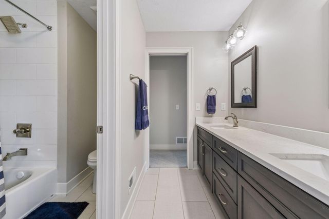 5840 Zenith Avenue S, Edina, MN 55410