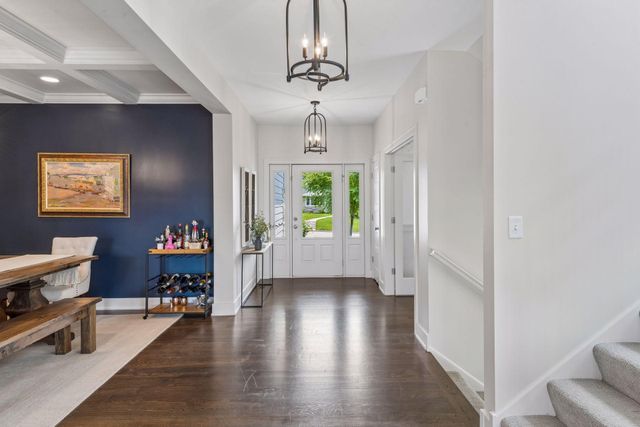 5840 Zenith Avenue S, Edina, MN 55410