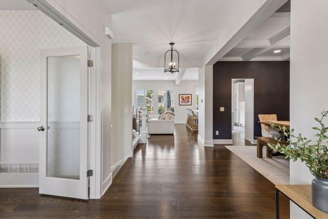 5840 Zenith Avenue S, Edina, MN 55410