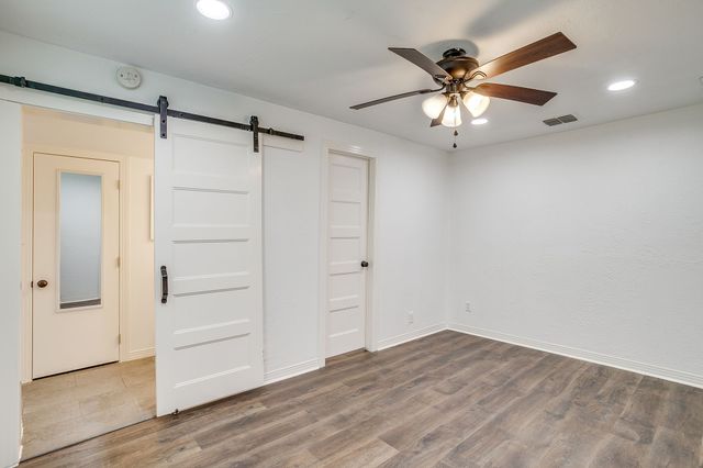 308 W 1st Street, Weatherford, TX 76086