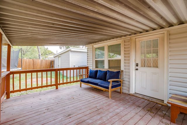 308 W 1st Street, Weatherford, TX 76086