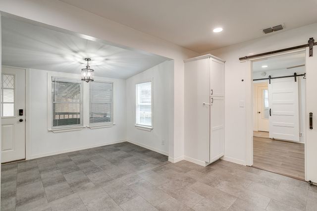 308 W 1st Street, Weatherford, TX 76086