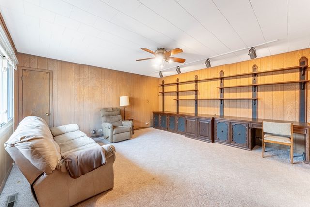 3835 W Jarlath Street, Lincolnwood, IL 60712