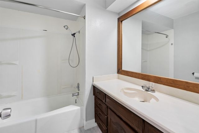 415 W Jefferson Street, Palmer, TX 75152