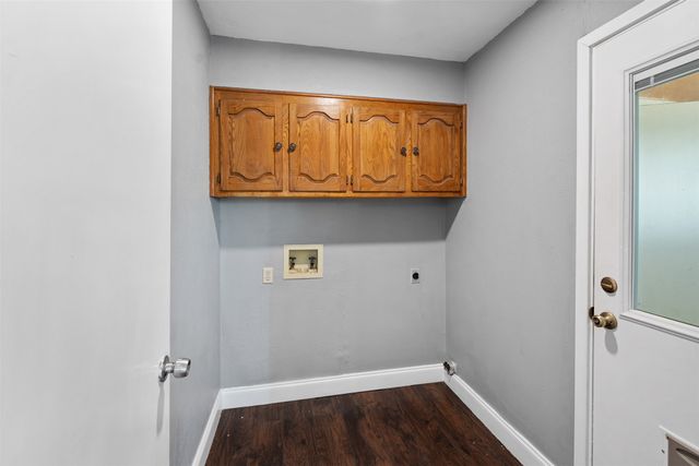 415 W Jefferson Street, Palmer, TX 75152