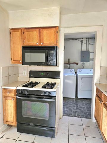 7608 Manor Avenue, Munster, IN 46321