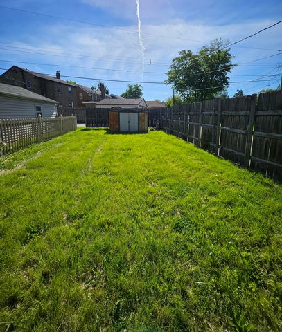 7608 Manor Avenue, Munster, IN 46321