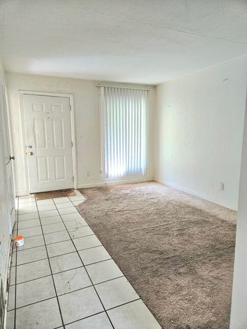 7608 Manor Avenue, Munster, IN 46321