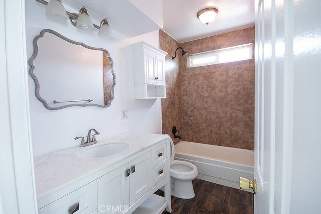 16821 Green Lane B, Huntington Beach, CA 92649
