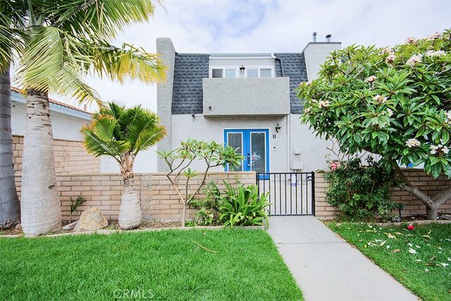 16821 Green Lane B, Huntington Beach, CA 92649