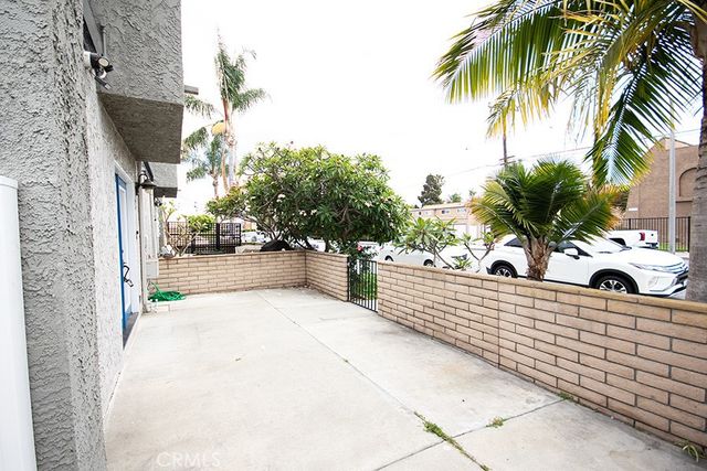16821 Green Lane B, Huntington Beach, CA 92649