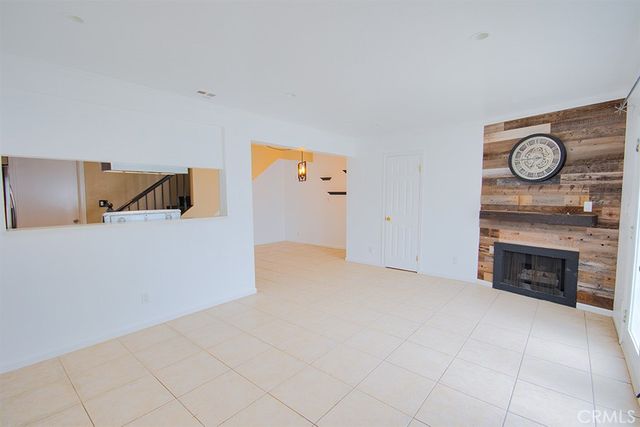 16821 Green Lane B, Huntington Beach, CA 92649