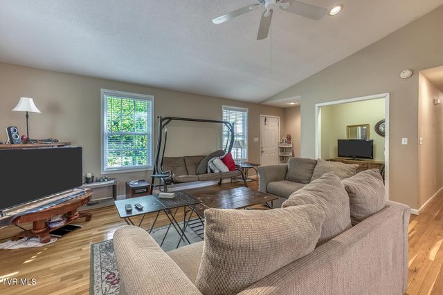 350 & 356 Poplar Ridge Road, Piney Flats, TN 37686