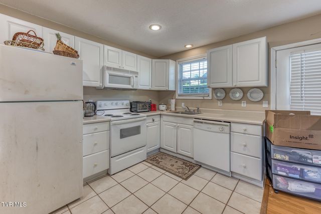 350 & 356 Poplar Ridge Road, Piney Flats, TN 37686