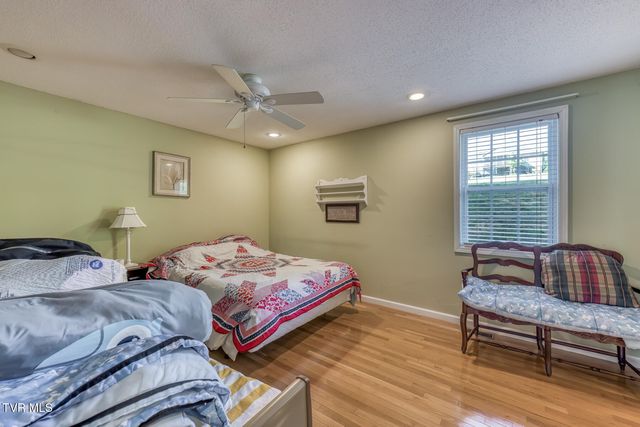 350 & 356 Poplar Ridge Road, Piney Flats, TN 37686