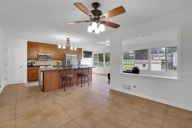 602 Beverly Way Way, Woodstock, GA 30188
