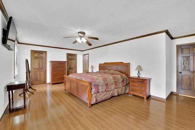 602 Beverly Way Way, Woodstock, GA 30188