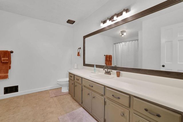 602 Beverly Way Way, Woodstock, GA 30188