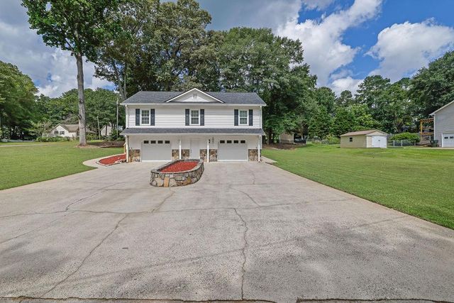 602 Beverly Way Way, Woodstock, GA 30188
