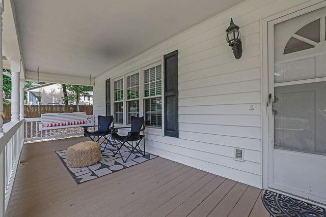602 Beverly Way Way, Woodstock, GA 30188