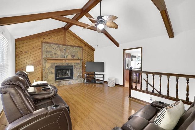 602 Beverly Way Way, Woodstock, GA 30188