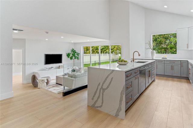 9840 Stover Way, Wellington, FL 33414