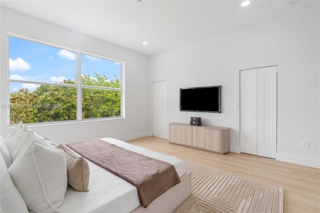 9840 Stover Way, Wellington, FL 33414