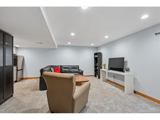 1 Birmingham Ct, Highlands Ranch, CO 80130