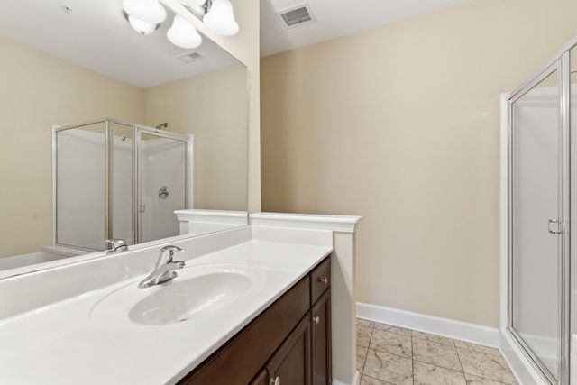 4848 Bevendean Dr Unit D9, Nashville, TN 37211