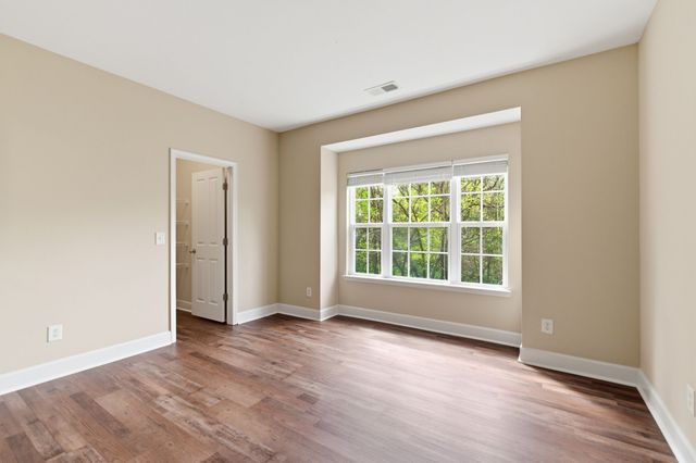 4848 Bevendean Dr Unit D9, Nashville, TN 37211