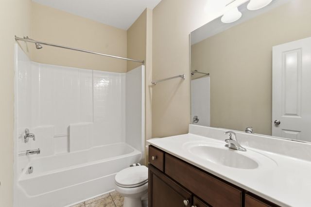 4848 Bevendean Dr Unit D9, Nashville, TN 37211