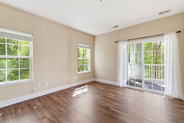 4848 Bevendean Dr Unit D9, Nashville, TN 37211