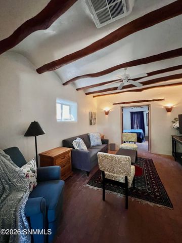 2218 Calle De Oeste, Las Cruces, NM 88005