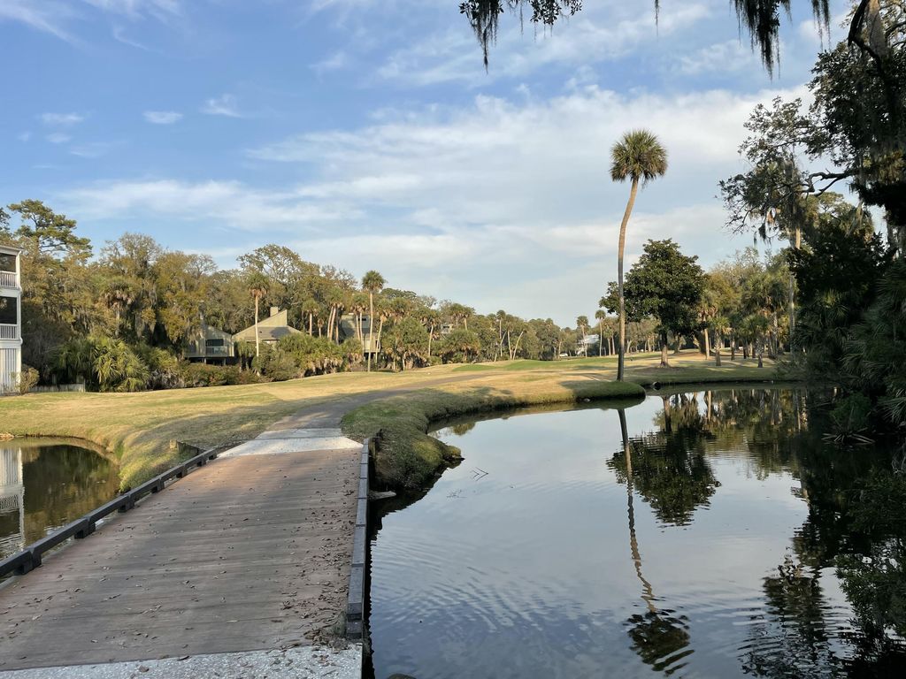 Image 12 of property listing at 539 Oristo Ridge, Edisto Beach, SC 29438