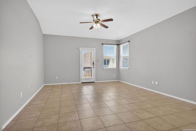 225 Country Vale, Cibolo, TX 78108