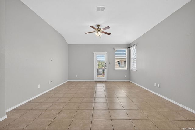 225 Country Vale, Cibolo, TX 78108
