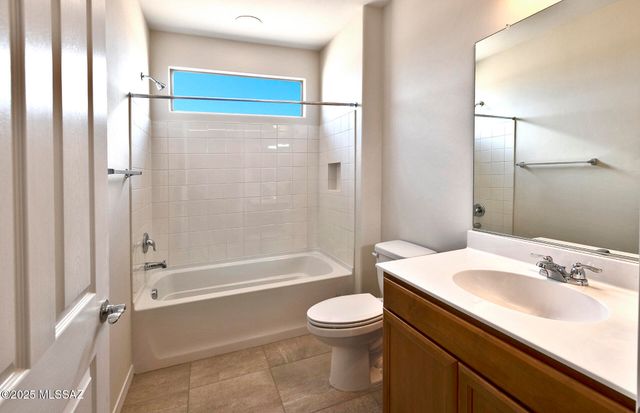 8302 S Stargilia Court, Tucson, AZ 85747