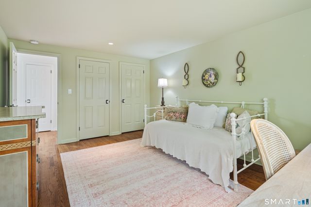 50 Heritage Hill Road 50, New Canaan, CT 06840