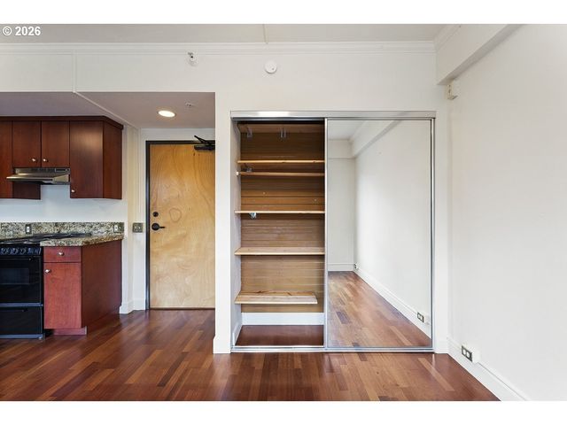 1005 Sw PARK Ave 501, Portland, OR 97205