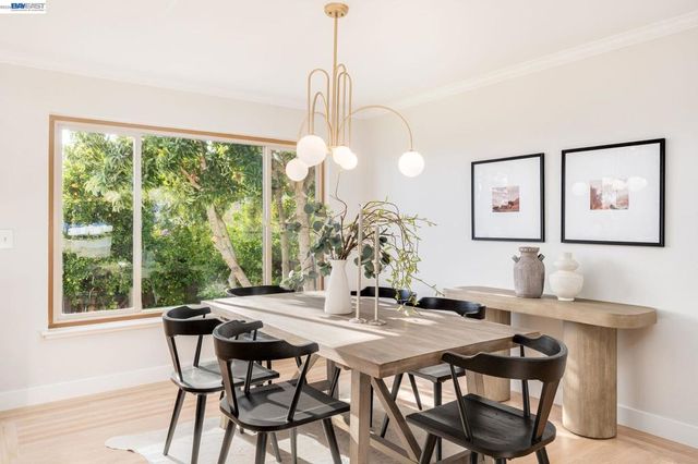 3636 Arcadian Dr, Castro Valley, CA 94546
