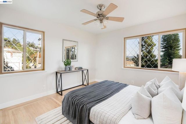 3636 Arcadian Dr, Castro Valley, CA 94546
