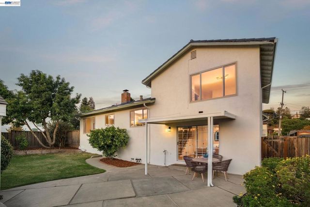 3636 Arcadian Dr, Castro Valley, CA 94546